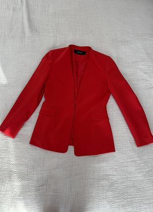 Червоний класичний піджак zara basic