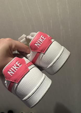 Nike court жіночі оригінал, майже нові