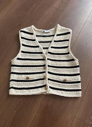 Жилет zara