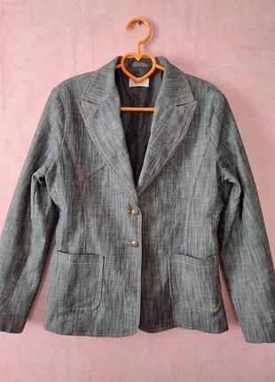 Жіночий жакет dadia nardi.