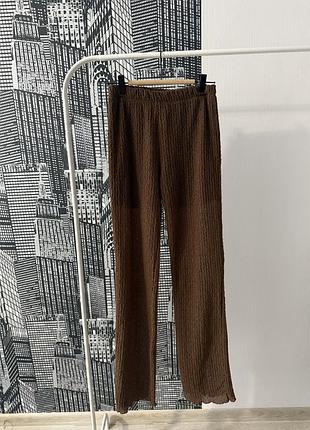 Брюки pull&bear шоколадного кольору текстур ні штани pull & bear