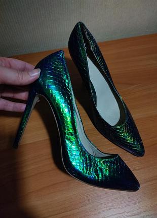 Туфли хамелеоны 37р. туфли для фотосессии, зеленые туфли