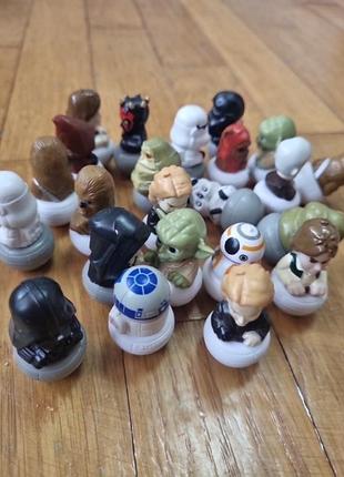 Фігурки  неваляшки