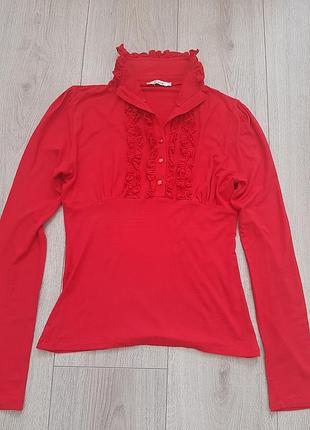 Кофточка женская, красивого цвета, трикотаж тонкий, демисезонная, длинный рукав, р.46-48.отрезная в груди, имеет рюши, застежка пуговицы. горло устойчиво.