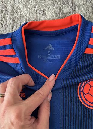 Продам футболку adidas