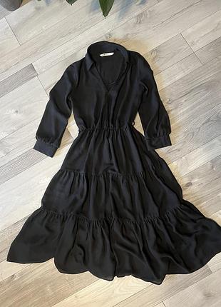 Сукня чорна