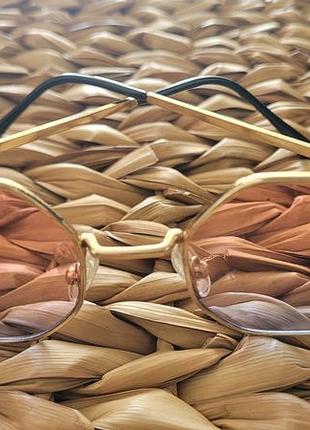 Окуляри жиночи