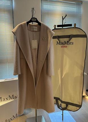 Пальто жіноче