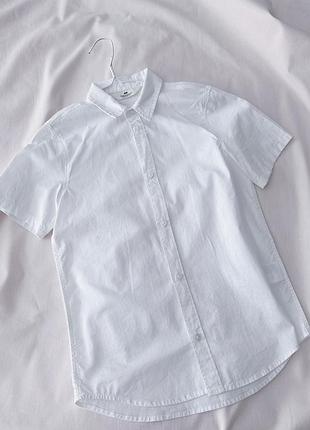Біла  рубашка з коротким рукавом на хлопчика 10-11 років