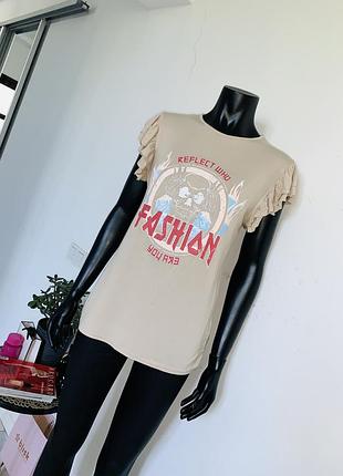 Бежевая футболка i saw it first с принтом череп, воланами на рукавах, хлопковая трикотажная футболка размер uk 12 (eu 38, m)