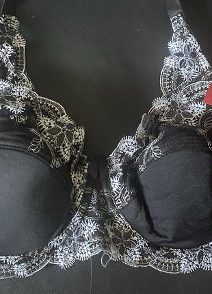 Бюстгальтер 90с