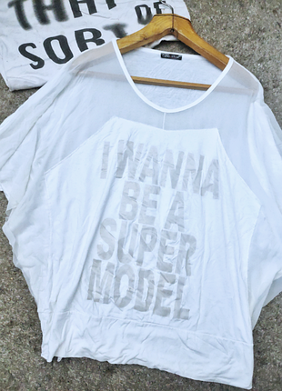 Модная футболка летучая мышь.