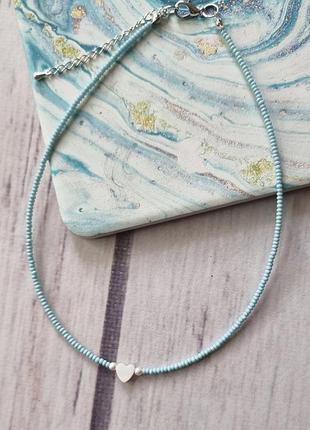 Чокер из блактиного бисера и ракушки-сердечки • пресноводная ракушка • ручная работа