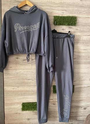 Класний спортивний прогулянковий костюм оверсайз primark