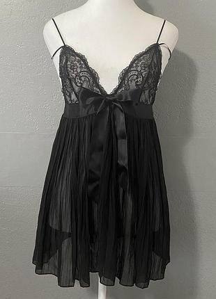Кружевная комбинация victoria's secret винтаж пеньюар плиссе victoria ночнушка черная готическая винтажная y2k dollskill