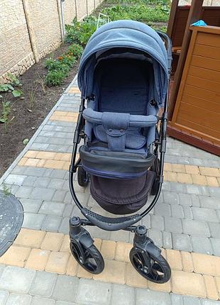 Продам кляску baby pram avenue в красивом состоянии