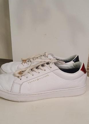 Кроссовки кожаные