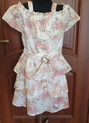 Сукня із прояви в квітковий принт