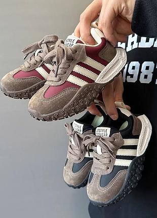 Кросівки дитячі