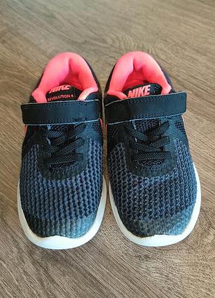 Кроссовки nike