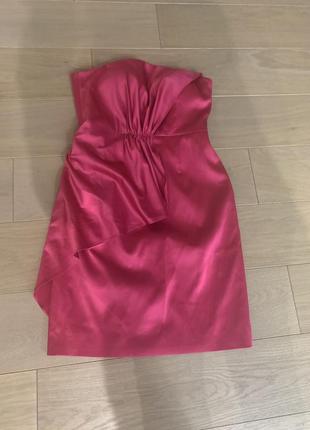 Продам новое дизайнерское платье vince camuto малинового цвета .2 фото