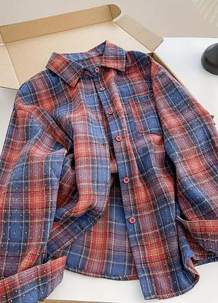 В наявності сорочка