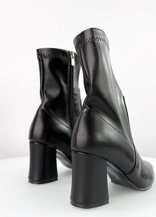 ▪️жіночі чорні нові черевики ботинки ботильйони ботильйони чоботи короткі маленький низький широкий каблук фліс весна осінь шкіряні (еко шкіра)