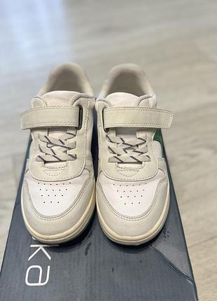 Кеди шкіряні на дівчинку