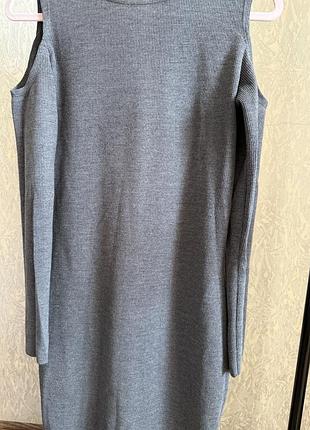 Сукня футляр