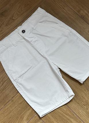 Білі шорти для хлопчика