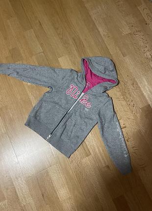 Спортивна кофта nike 6/7 років (116-133см)