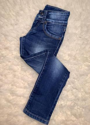 Джинсы