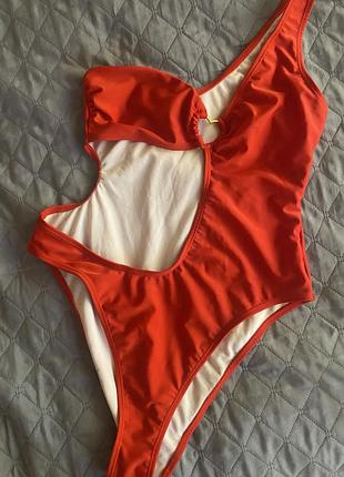 Купальник суцільний, на одне плече