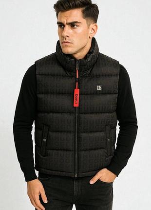 Брендова жилетка