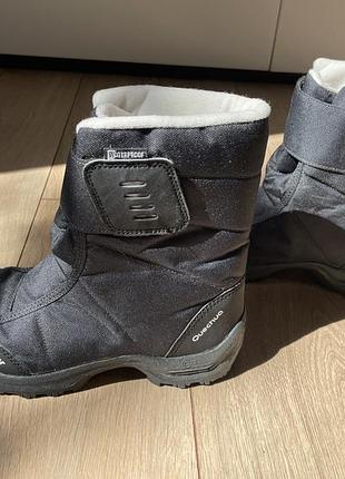 Чоботи quechua