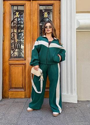 Спортивный костюм из вельвета свободного кроя с лампасами, стильный костюм батал с бомбером в полоску