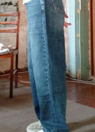 Баггі джинси