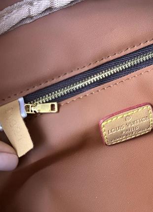 Louis vouitton косметичка 3