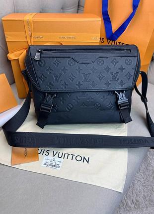 Месенджер чорна louis vuitton voyager pm monogram shadow c872