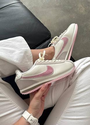 Кросівки nike cortez valentines day beige pink