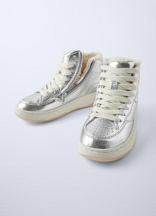 Утеплені кросівки zara 36 розміру