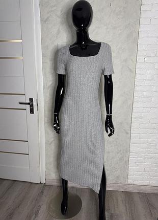 Довга трикотажна сукня по фігурі плаття l