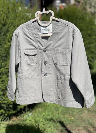 Стиль и комфорт вместе – лёгкая куртка для повседневного образа