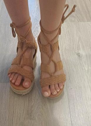 Классные босоножки