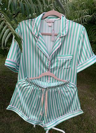 Піжамний комплект зелена смужка