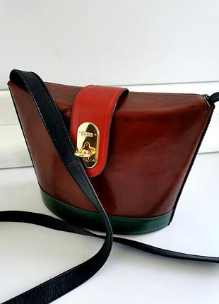 Гарна жіноча вінтажна сумка з натуральної шкіри cerrucci