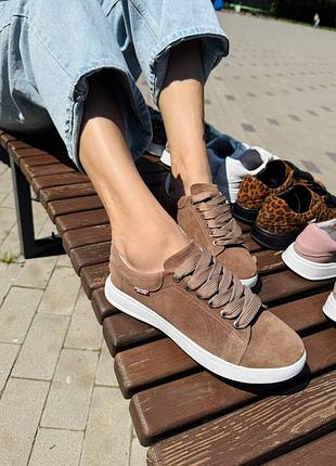 Женские кеды из натуральной замши бежевого цвета, код 9245