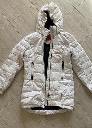 Дитяча білосніжна куртка reima