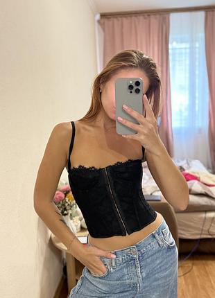 Чорний корсет