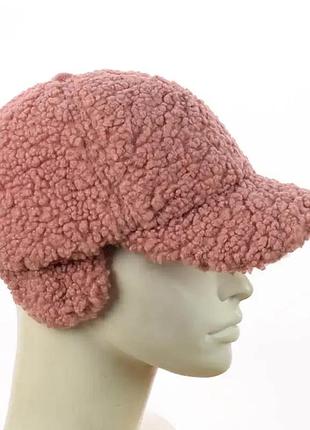 Зимняя бейсболка с ушками баранчик